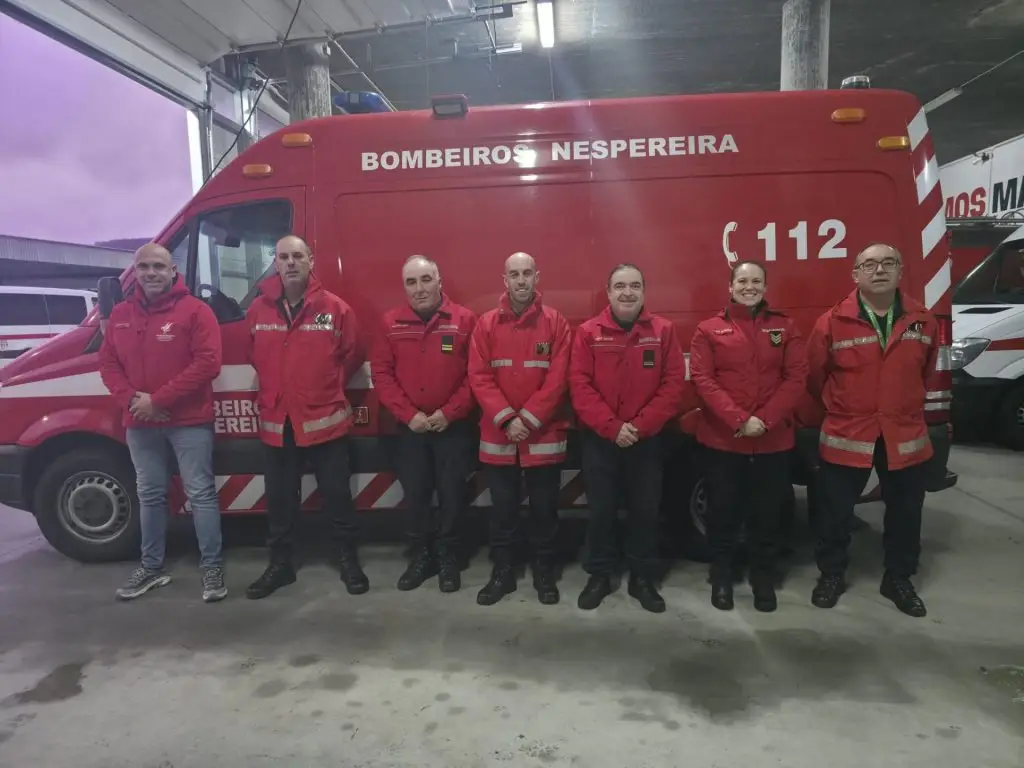 Formação junto à ambulância