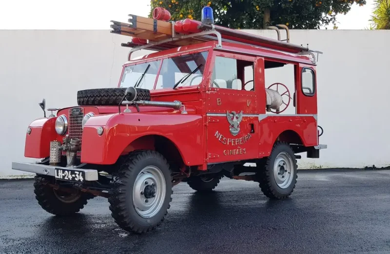 Land Rover histórico dos Bombeiros Voluntários de Nespereira, conhecido por Bicho do Mato